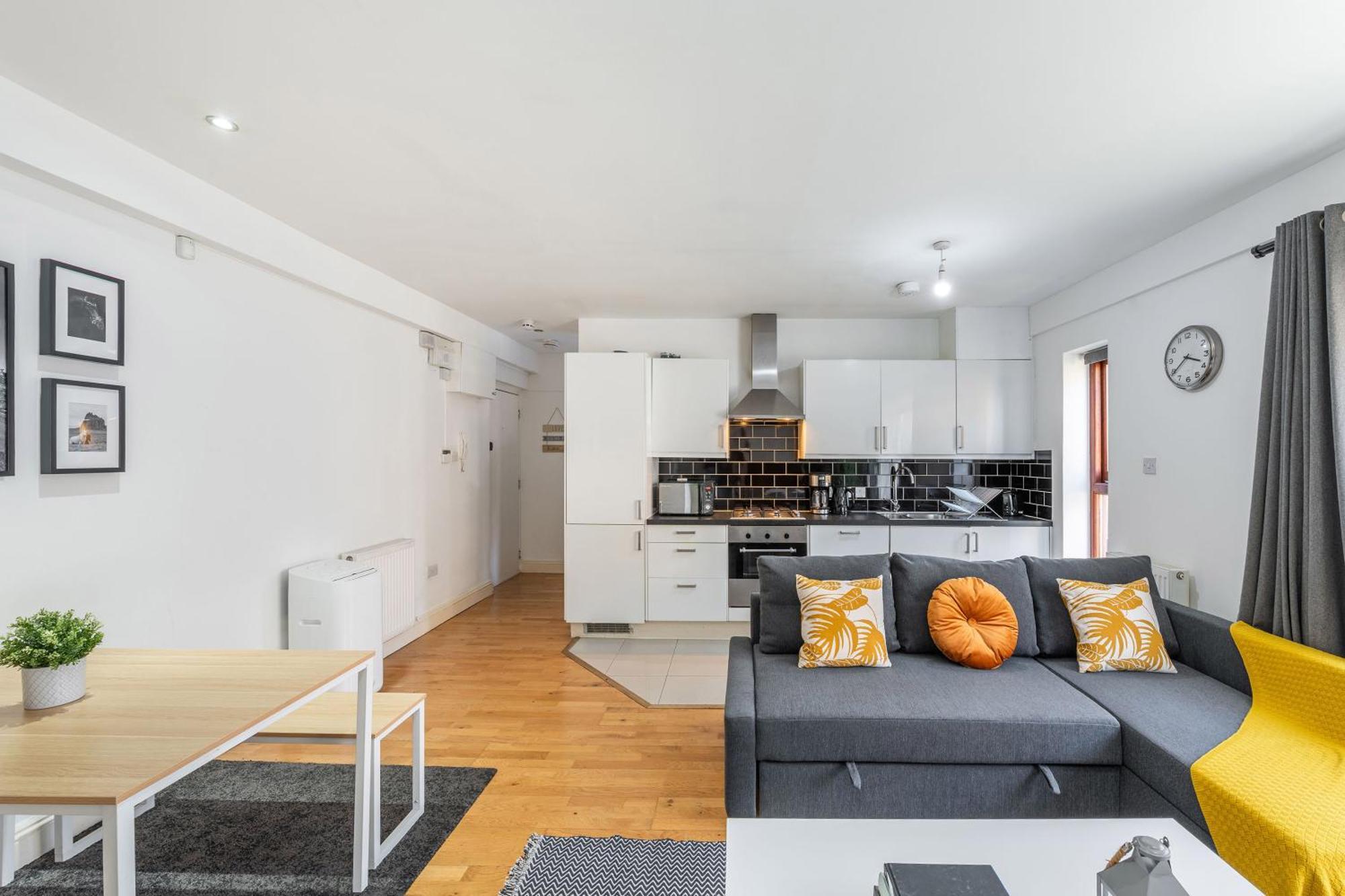 London Waterloo Apartment With Large Private Terrace - View Of The London Eye - 1 Bedroom 1 Bath Eksteriør bilde