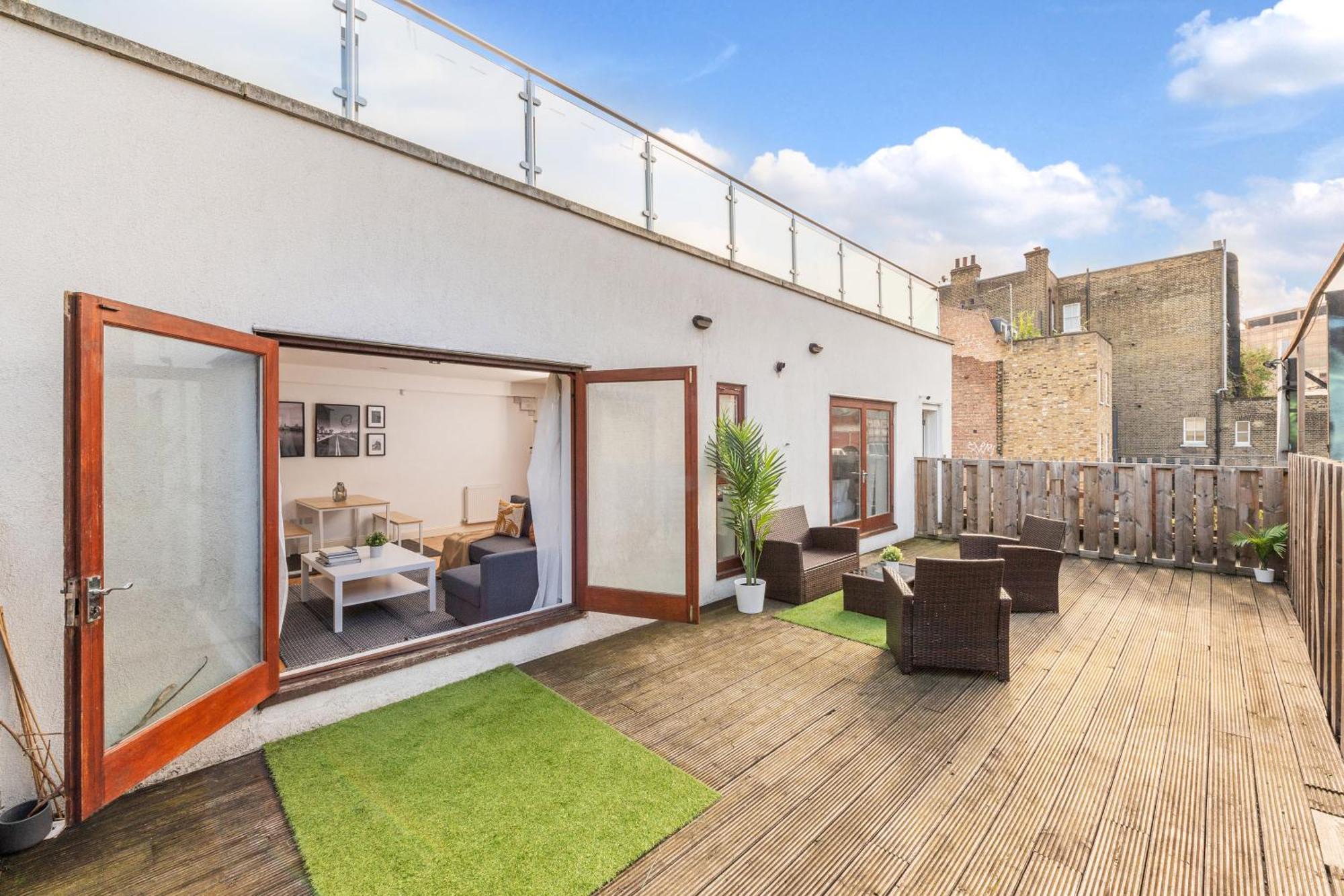 London Waterloo Apartment With Large Private Terrace - View Of The London Eye - 1 Bedroom 1 Bath Eksteriør bilde